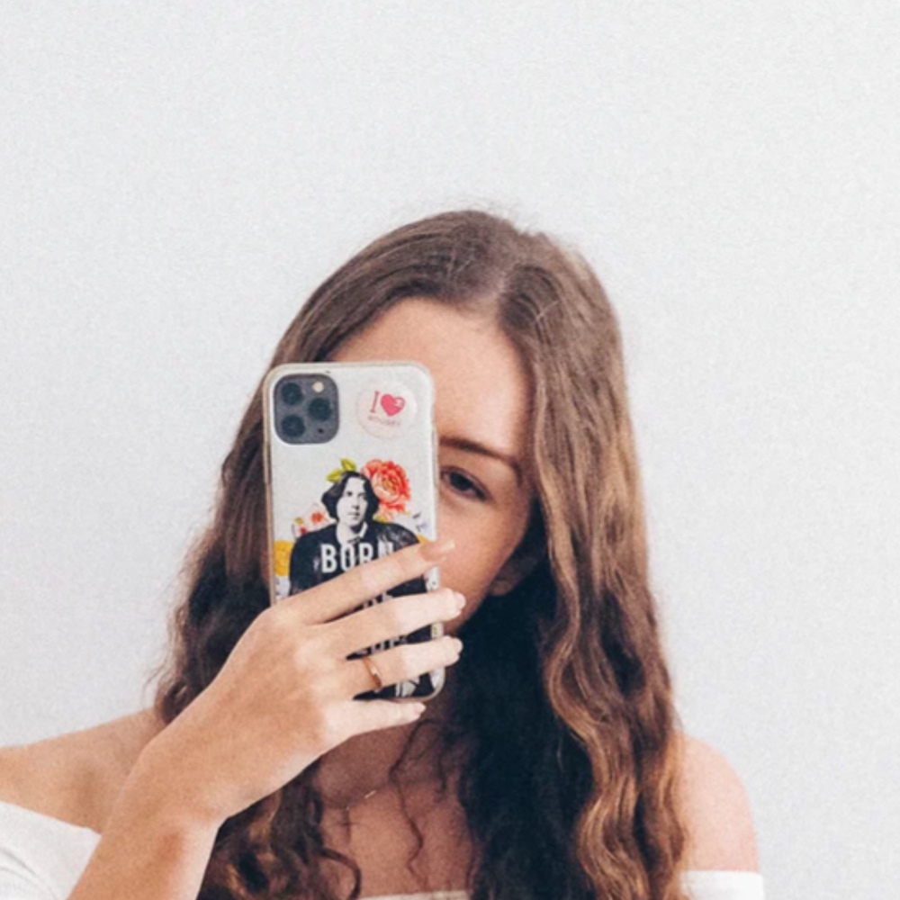 Meet your Posher, Dana